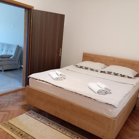 Apartmani Suzana Crikvenica Exterior foto