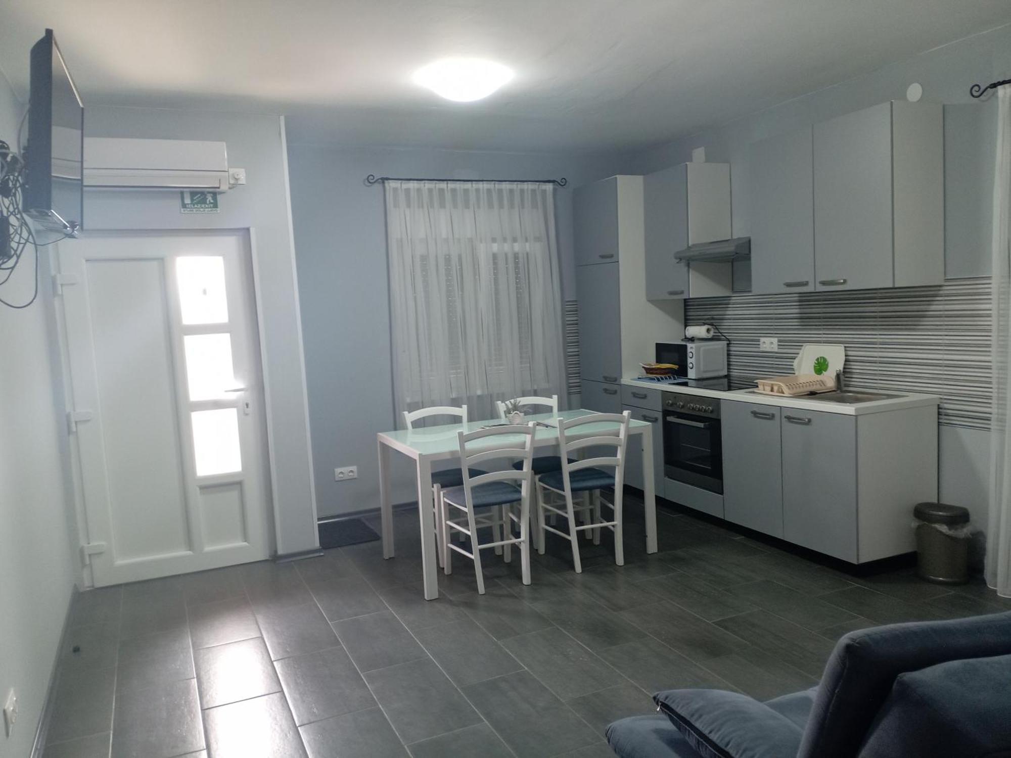 Apartmani Suzana Crikvenica Exterior foto