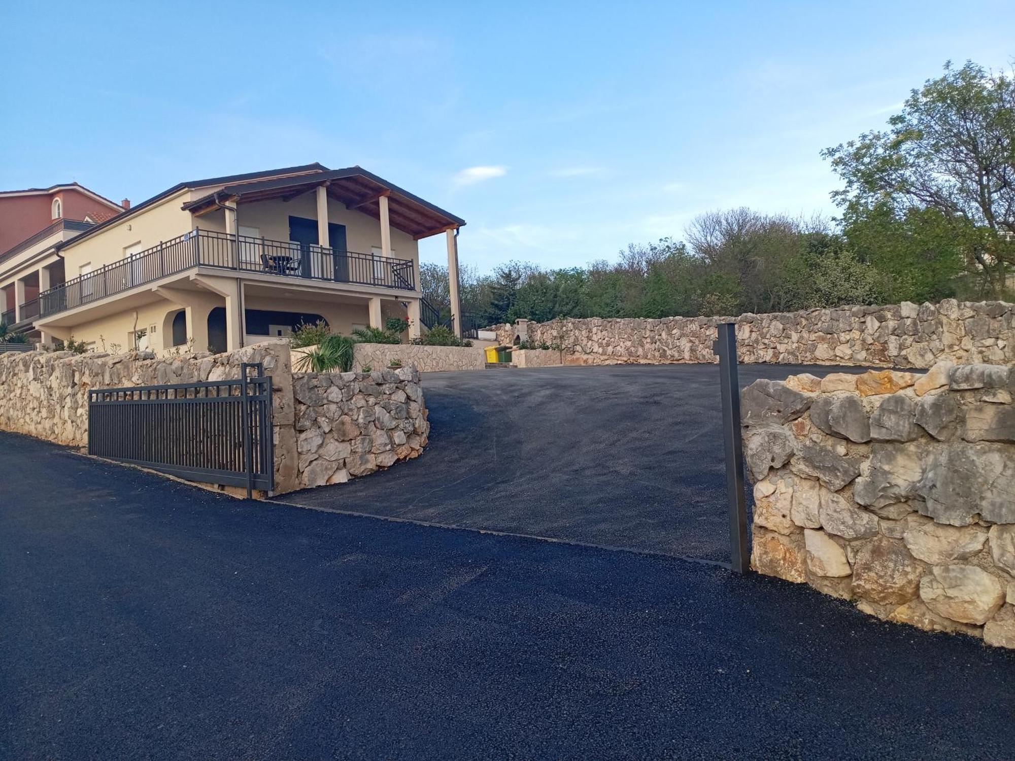Apartmani Suzana Crikvenica Exterior foto